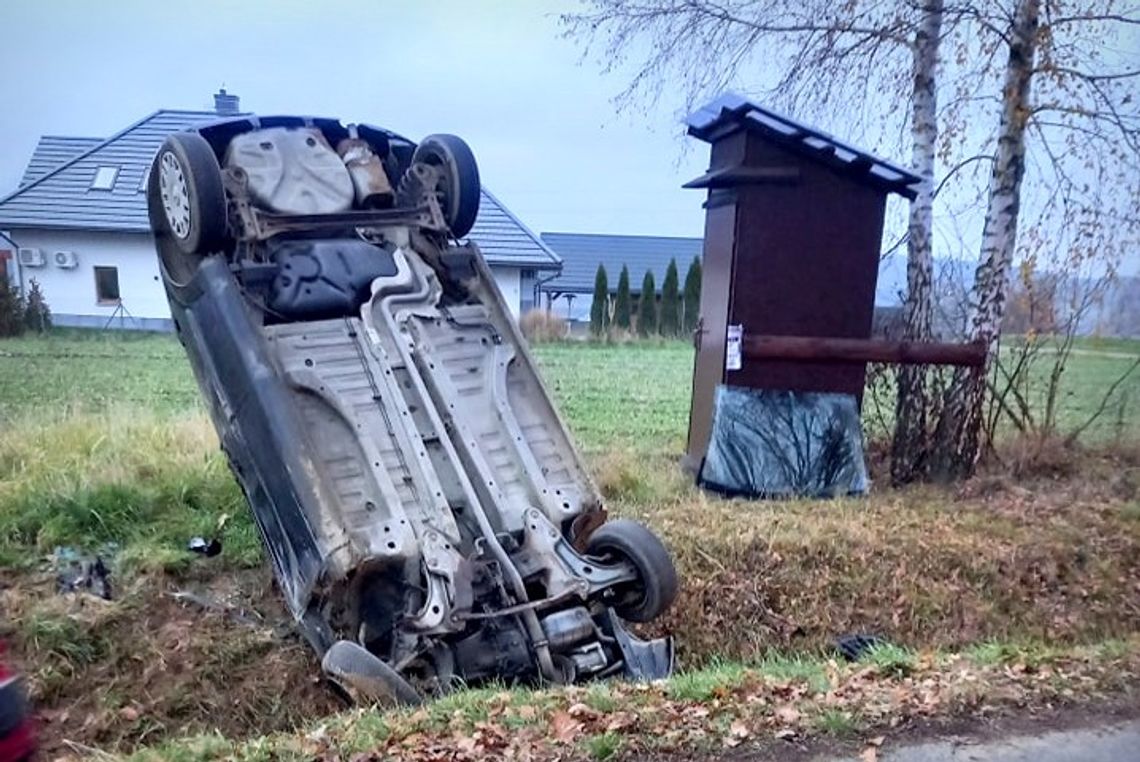 Letni Mieszkaniec Powiatu Kro Nie Skiego Dachowa Citroenem W Po Omii