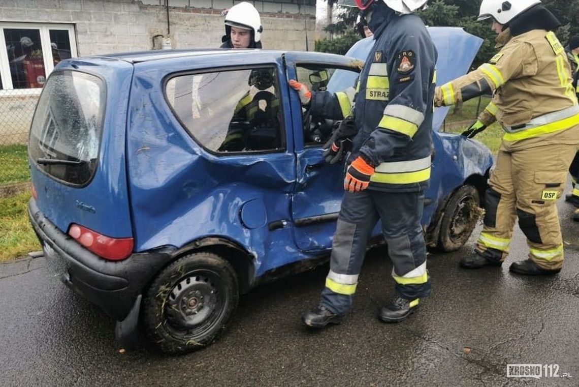 Jaszczew Dk Zderzenie Fiata Seicento Z Mitsubishi Lancer