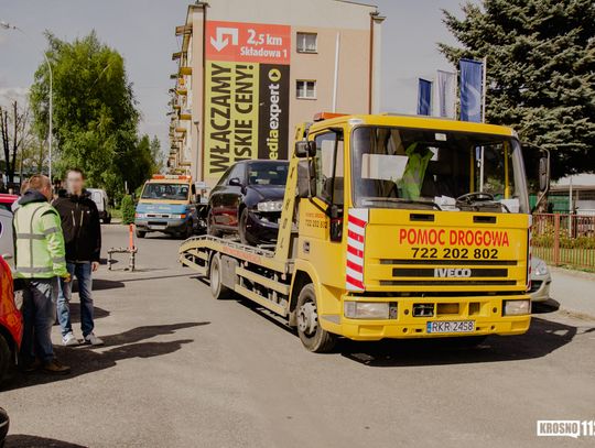 Krosno Kolejna Kolizja Na Skrzy Owaniu Ulic Naftowa Z Tysi Clecia