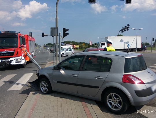 Krosno Kolizja Na Podkarpackiej Uszkodzony S Up Sygnalizacji