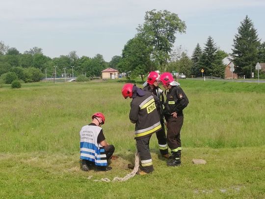 MODERÓWKA 47 letni mężczyzna wpadł do studzienki Nie żyje