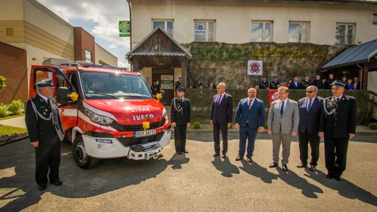 115-lecie powstania OSP Lubatowa. Poświęcono lekki samochód ratowniczo-gaśniczy