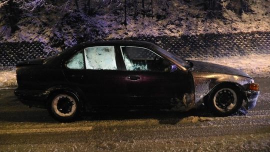 18-latek bez prawa jazdy uciekał BMW przed policjantami