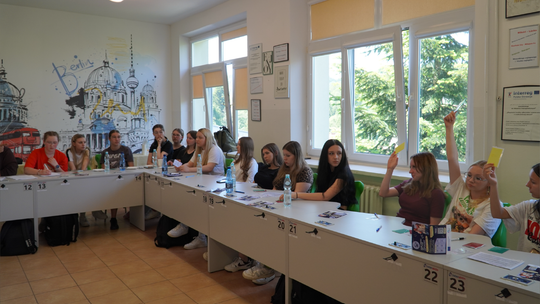 25 uczniów ZSGH w Iwoniczu-Zdroju uczyło się samorządu podczas symulacji obrad