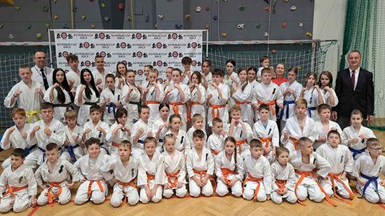Dukla. Krośnieński Klub Kyokushin Karate zdobywa drużynowo 1. miejsce!