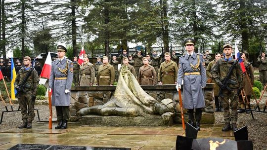 80. rocznica operacji karpacko-dukielskiej. Uczczono pamięć poległych w "Dolinie Śmierci"