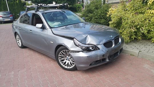 82-latek nie ustąpił pierwszeństwa. Zderzył się z BMW