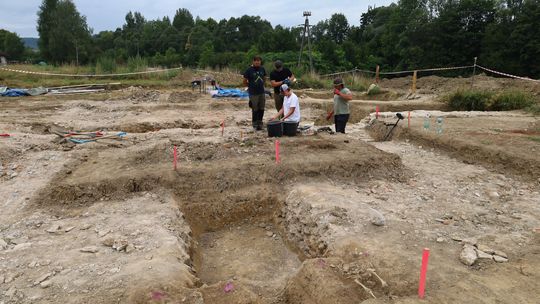 Archeolodzy kontynuują badania w Teodorówce. Odkopią kryptę