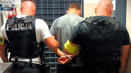 Ataki w szkołach to internetowe wyzwanie? Policja sprawdza nowy trop