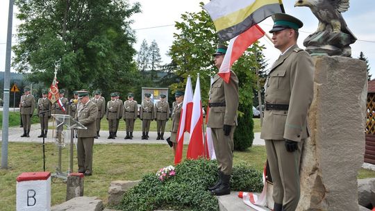 Barwinek: Odsłonięto tablicę por. Rajmunda Świętochowskiego