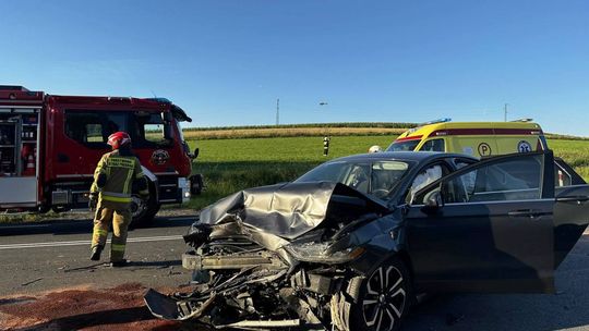 Besko/Sieniawa. Fordem wjechał w Volkswagena. Cztery osoby ranne
