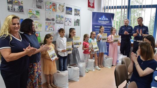 Bezpieczeństwo oczami dzieci. XV Konkurs Plastyczny „Bezpieczni w ruchu drogowym” rozstrzygnięty