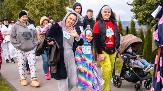 Ustrobna. Pobiegli w piżamach dla chorych dzieci