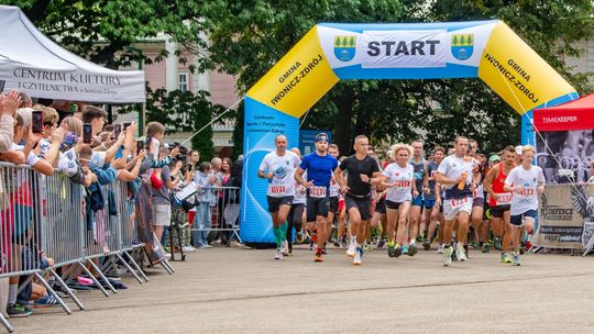 Biegli, bawili się i pomagali. Ponad 100 tys. zł dla 7-letniej Lenki