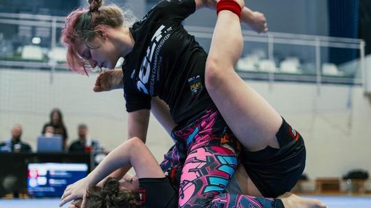 Blanka Holc z Krosna z medalami na SOLT 17 i Mistrzostwach Polski MMA