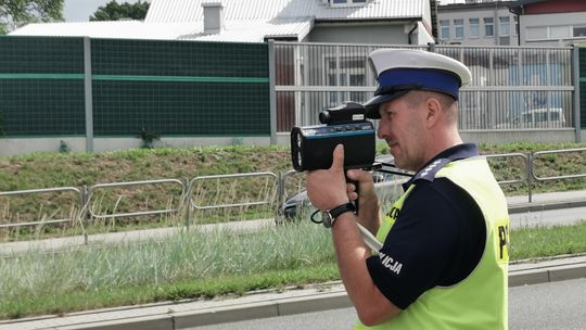 Brawurowe jazdy w Iwli i Krośnie. Mandaty po 1500 zł, 13 punktów i utrata prawa jazdy