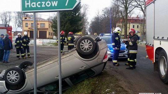 BZIANKA: Zderzenie Opla i Volkswagena. Jedna osoba poszkodowana
