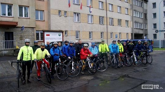 Charytatywny rajd rowerowy i spływ kajakowy służb mundurowych