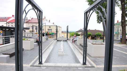 Choć jeszcze nieoficjalnie, rymanowski rynek jest już otwarty po rewitalizacji