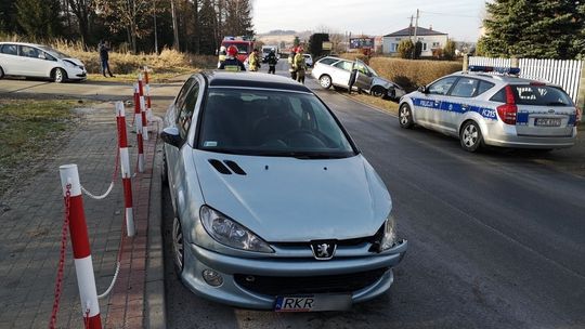 CHORKÓWKA: Zderzenie trzech samochodów