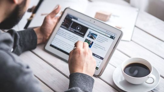 Co warto wiedzieć o internetowych serwisach informacyjnych?