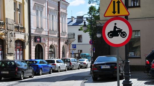 Co z parkowaniem motocykli w obrębie Starówki w Krośnie? Radni się zastanawiają