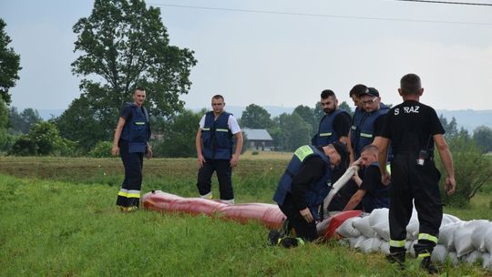 Ćwiczenia służb na wypadek awarii zbiornika wodnego
