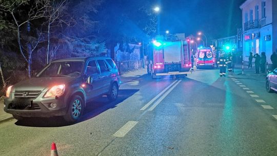 Czarny wtorek. Mężczyzna wbiegł pod samochód na ul. Podwale