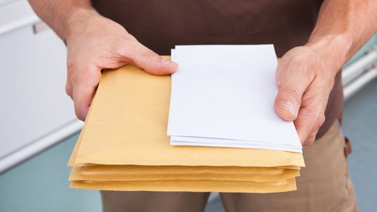 Decyzje podatkowe dostarczą krośnianom urzędnicy