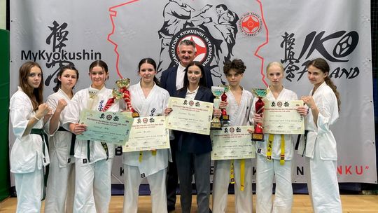 Dukielscy karatecy najlepsi z Podkarpacia podczas Mistrzostw Polski Kyokushin