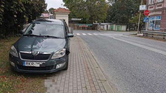 Dukla. Kolizja dwóch pojazdów na skrzyżowaniu