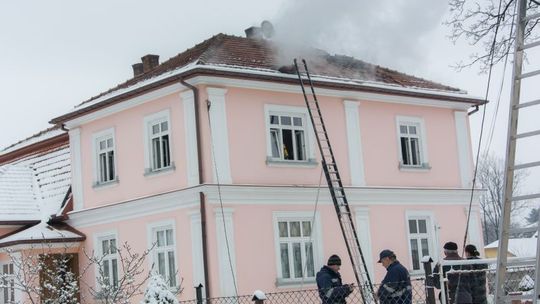 Dukla: Pożar strychu w domu jednorodzinnym