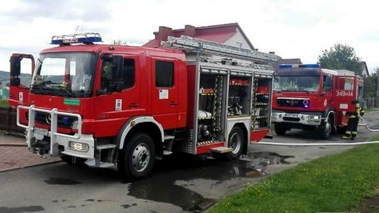 DUKLA: Pożar w budynku przy ul. Łukasiewicza
