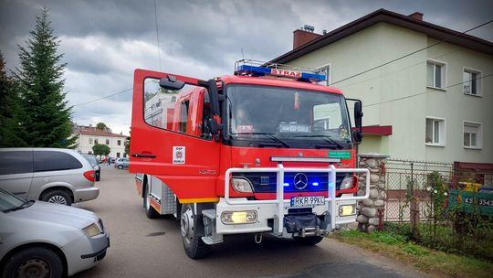 ? Dukla. Roczne dziecko uwięzione w samochodzie