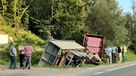 Dwa groźne zdarzenia w Lutczy na DK19. Utrudnienia w ruchu