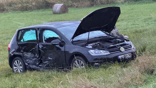 Dwa samochody zderzyły się w Przybówce