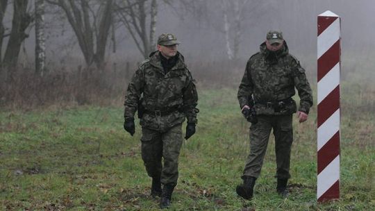 Dwaj Azerowie zatrzymani. Próbowali dotrzeć do Niemiec