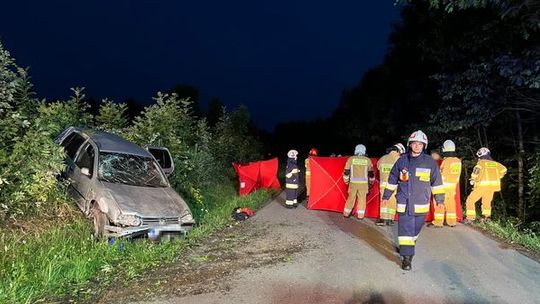 Dwie ofiary śmiertelne makabrycznego wypadku w Baryczy [AKTUALIZACJA]