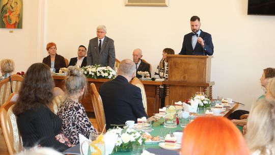 Dzień Edukacji Narodowej w krośnieńskim magistracie [ZDJĘCIA]