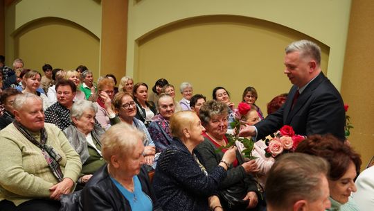 Dzień Kobiet z muzyką i sztuką w Jedliczu [ZDJĘCIA]