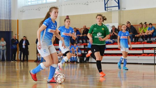 Dziewczęca piłka nożna w Krośnie odnosi coraz więcej sukcesów