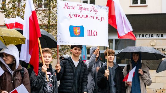 Marsz Tysiąca Flag Narodowych w Krośnie [ZDJĘCIA]