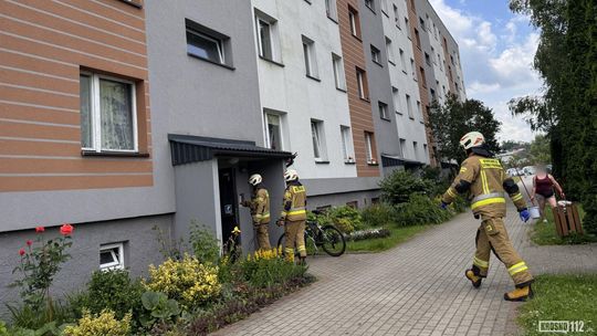 Gaz ulatniał się w jednym z mieszkań bloku przy Szklarskiej