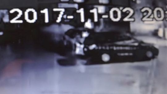 GŁOWIENKA: Agresywny 32-latek staranował samochody