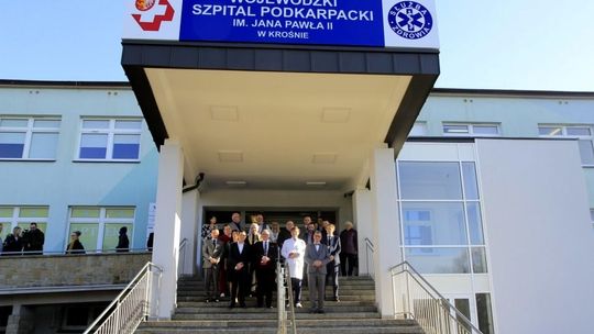 Główne wejście do szpitala wyremontowane. Podsumowanie projektów