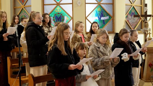„Grajcie Stwórcy swemu!”. Kolędowanie w Króliku Polskim