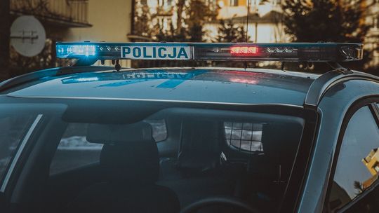 Grupka sześciu mężczyzn ukarana za brak maseczek