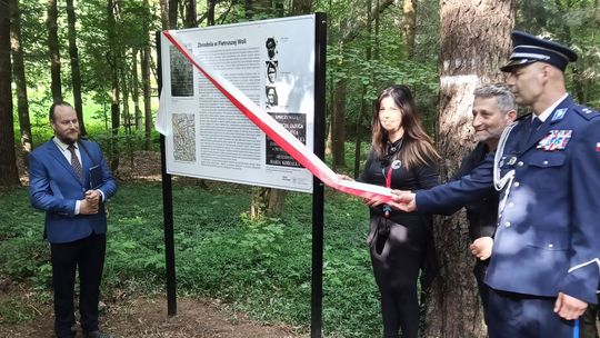 III Pieszy Marsz ku pamięci mieszkańców  wsi Pietruszej Woli i Wysokiej Strzyżowskiej