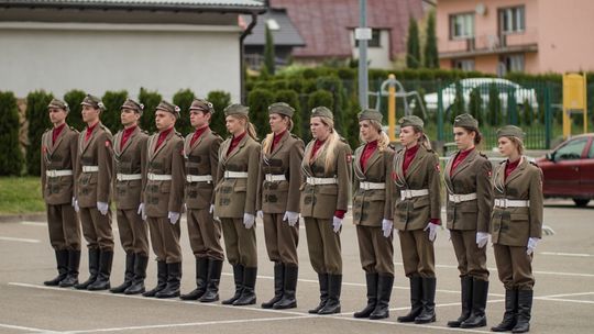 IV Wojewódzki Przegląd Musztry Paradnej Klas Mundurowych w Jedliczu