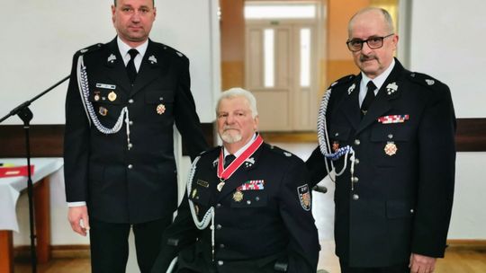 Iwla. Powiatowy Dzień Strażaka 2022. Odznaczono zasłużonych druhów